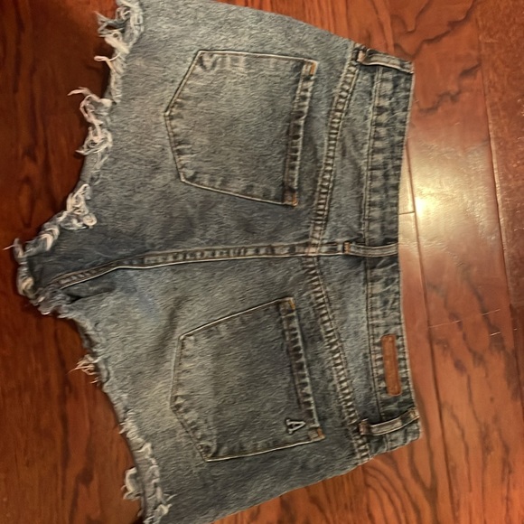 Articles of Society Jean shorts - Picture 2 of 2